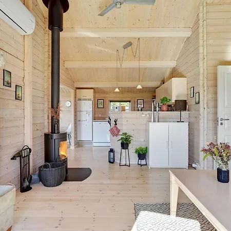 Anneli - 600m From The Sea In Funen By Interhome Holiday home