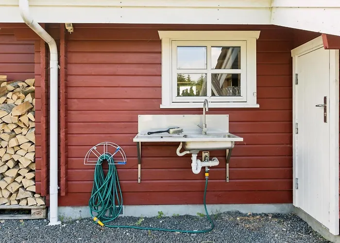 Holiday home Anneli - 600m From The Sea By Interhome *