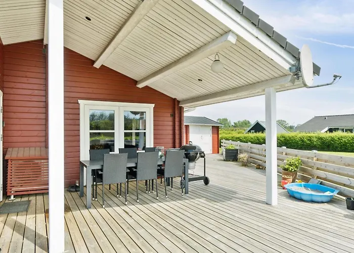 Anneli - 600m From The Sea By Interhome